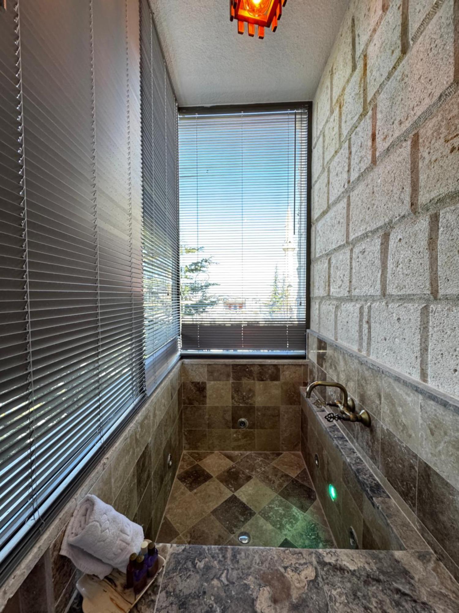 Canela Cave Hotel - Cappadocia Çavuşin Eksteriør billede